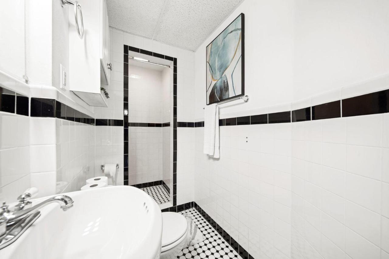 Cozy Up In 5Br Apt Near Charming Oak Square Boston Exterior foto